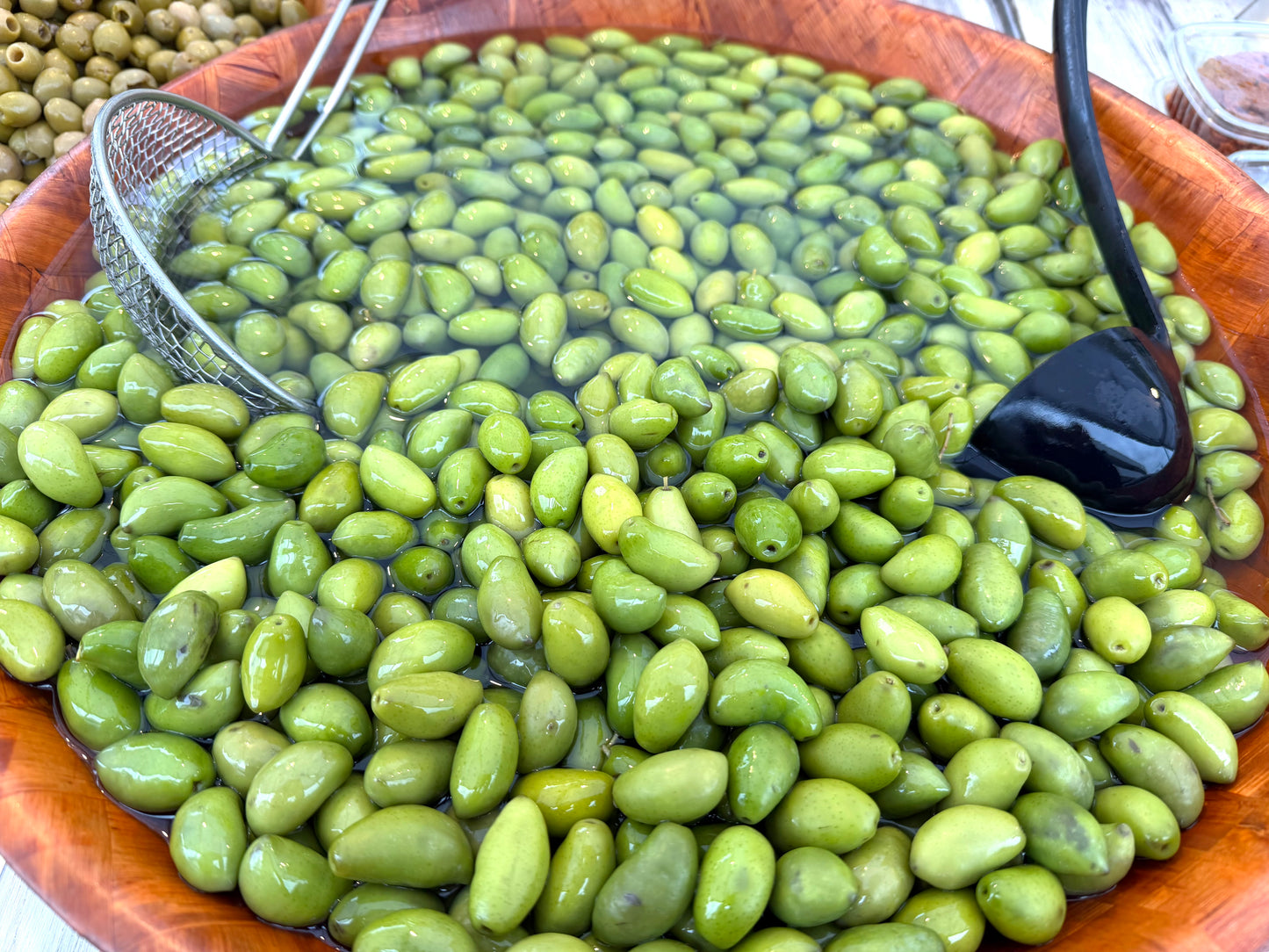 Olives Lucques